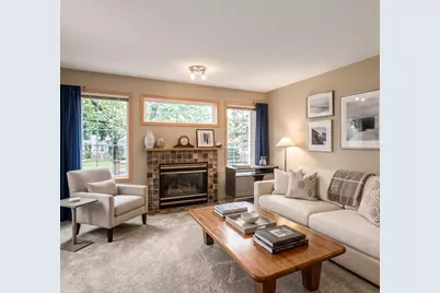 1056 Lovell Avenue W, Roseville, MN 55113 - Photo 4