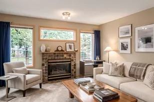 1056 Lovell Ave W, Roseville, MN 55113 - Photo 4