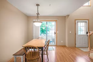 1056 Lovell Ave W, Roseville, MN 55113 - Photo 14