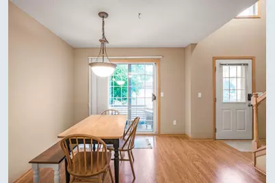 1056 Lovell Avenue W, Roseville, MN 55113 - Photo 10