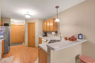 1056 Lovell Ave W, Roseville, MN 55113 - Photo 6