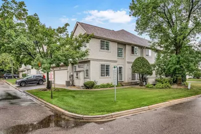 1056 Lovell Avenue W, Roseville, MN 55113 - Photo 20
