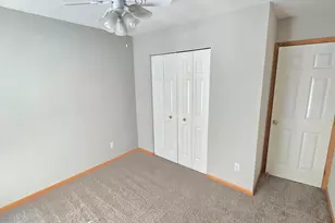 14406 Edgewood Ave, Savage, MN 55378 - Photo 16