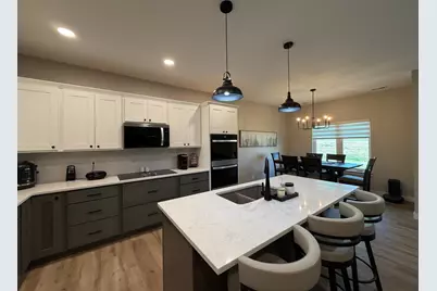 719 Tallgrass Circle, Luverne, MN 56156 - Photo 6