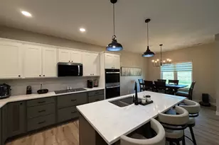 719 Tallgrass Cir, Luverne, MN 56156 - Photo 6