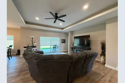 719 Tallgrass Circle, Luverne, MN 56156 - Photo 10