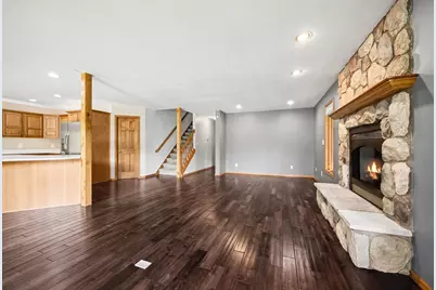 2430 Larpenteur Avenue E, Maplewood, MN 55109 - Photo 16