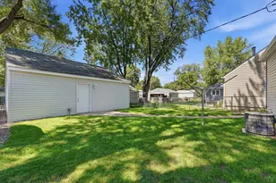 5732 41st Ave S, Minneapolis, MN 55417 - Photo 28