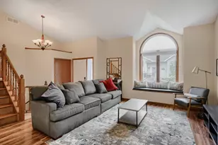 14809 Endicott Way, Apple Valley, MN 55124 - Photo 2