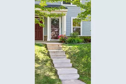 3117 Clover Ridge Drive, Chaska, MN 55318 - Photo 4