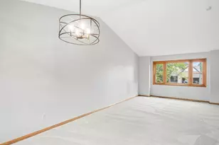 14806 Hallmark Dr, Apple Valley, MN 55124 - Photo 8