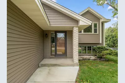 14806 Hallmark Drive, Apple Valley, MN 55124 - Photo 2