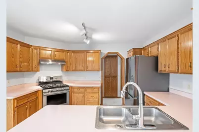 14806 Hallmark Drive, Apple Valley, MN 55124 - Photo 10