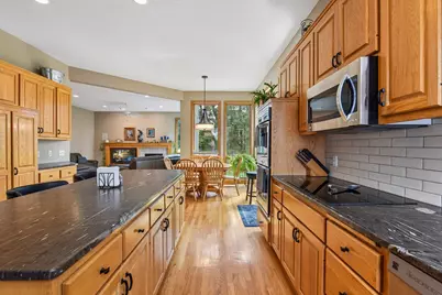 7559 Zanzibar Lane N, Maple Grove, MN 55311 - Photo 8