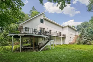 3225 W 54th St, Edina, MN 55410 - Photo 10