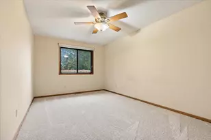 566 Donegal Cir, Shoreview, MN 55126 - Photo 20