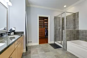 513 S 10th St, Minneapolis, MN 55404 - Photo 48