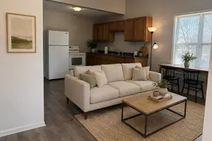 1204 E 7th St, Saint Paul, MN 55106 - Photo 2