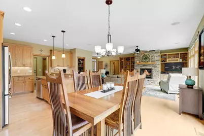 8415 Groveland Road, Mounds View, MN 55112 - Photo 18