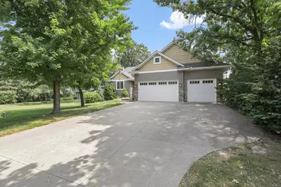 8415 Groveland Road, Mounds View, MN 55112 - Photo 52