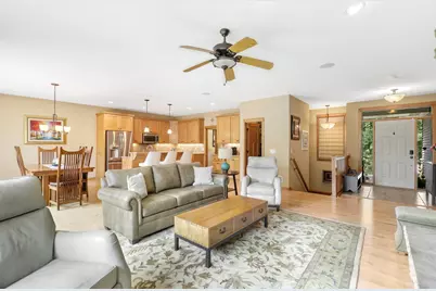 8415 Groveland Road, Mounds View, MN 55112 - Photo 8