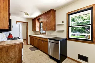 7024 Drew Ave N, Brooklyn Center, MN 55429 - Photo 4