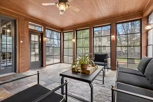 2204 W Lake of the Isles Pkwy, Minneapolis, MN 55405 - Photo 16