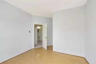 2421 Emerson Ave S, Minneapolis, MN 55405 - Photo 26