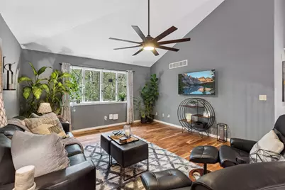 2041 Oakridge Street, Saint Paul, MN 55119 - Photo 24