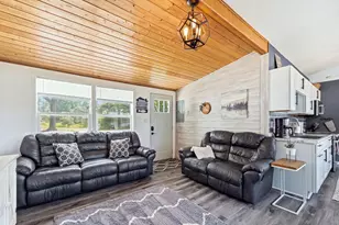 18920 E Lake Vermont Rd NE, Parkers Prairie, MN 56361 - Photo 12