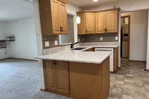 101 Albion Ave, Fairmont, MN 56031 - Photo 8