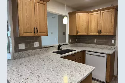 101 Albion Avenue #201, Fairmont, MN 56031 - Photo 10
