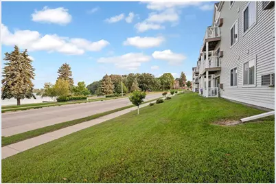 101 Albion Avenue #201, Fairmont, MN 56031 - Photo 2