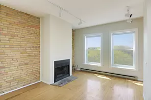 2421 Emerson Ave S, Minneapolis, MN 55405 - Photo 20