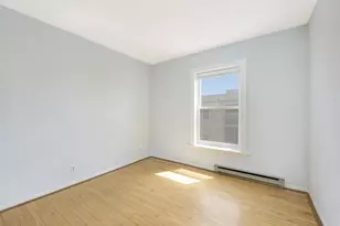 2421 Emerson Ave S, Minneapolis, MN 55405 - Photo 26