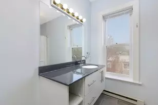 2421 Emerson Ave S, Minneapolis, MN 55405 - Photo 12