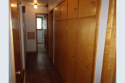 218 E 2nd Street, Blue Earth, MN 56013 - Photo 10