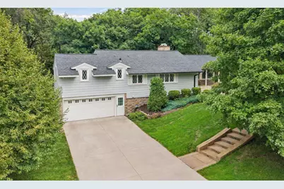 129 Teresa Drive, West Saint Paul, MN 55118 - Photo 2