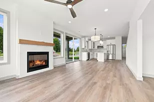 16316 Esprit Ct, Lakeville, MN 55044 - Photo 8