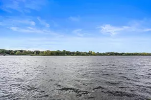 902 Hyacinth Ave E, Saint Paul, MN 55106 - Photo 22