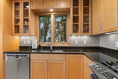 1297 Black Oaks Court N, Plymouth, MN 55447 - Photo 18
