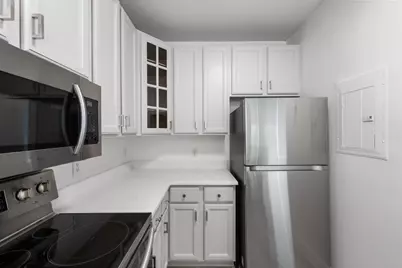 660 N 2nd Street #301, Minneapolis, MN 55401 - Photo 10