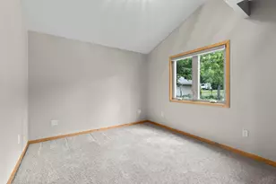 17416 Roberds Lake Ct, Faribault, MN 55021 - Photo 14