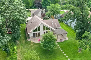 17416 Roberds Lake Ct, Faribault, MN 55021 - Photo 2