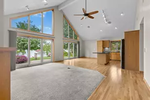 17416 Roberds Lake Ct, Faribault, MN 55021 - Photo 4