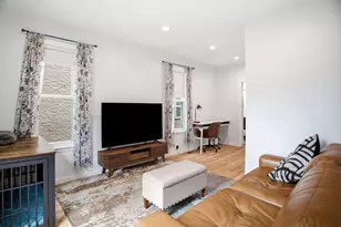 1655 Sherburne Ave, Saint Paul, MN 55104 - Photo 4