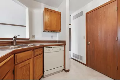 1063 Duckwood Drive #102, Eagan, MN 55123 - Photo 16