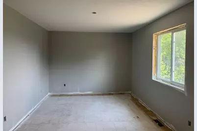 810 Texas Avenue NW, Hutchinson, MN 55350 - Photo 6