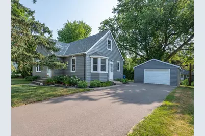 325 5th Avenue N, Hopkins, MN 55343 - Photo 1