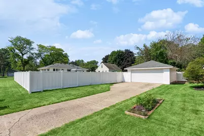 2110 E 87th Street, Bloomington, MN 55425 - Photo 36